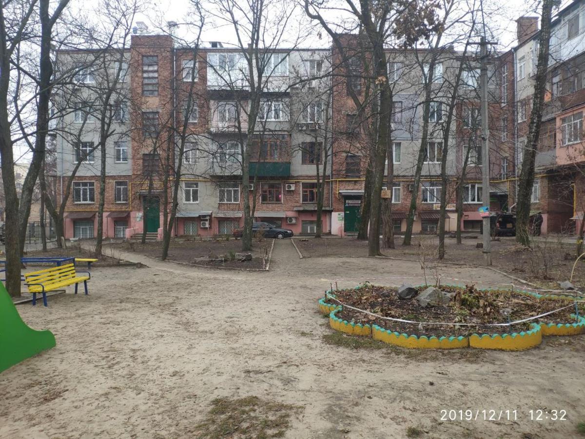 Квартира В Центре На Архитектора Бекетова Harkiv Exterior foto